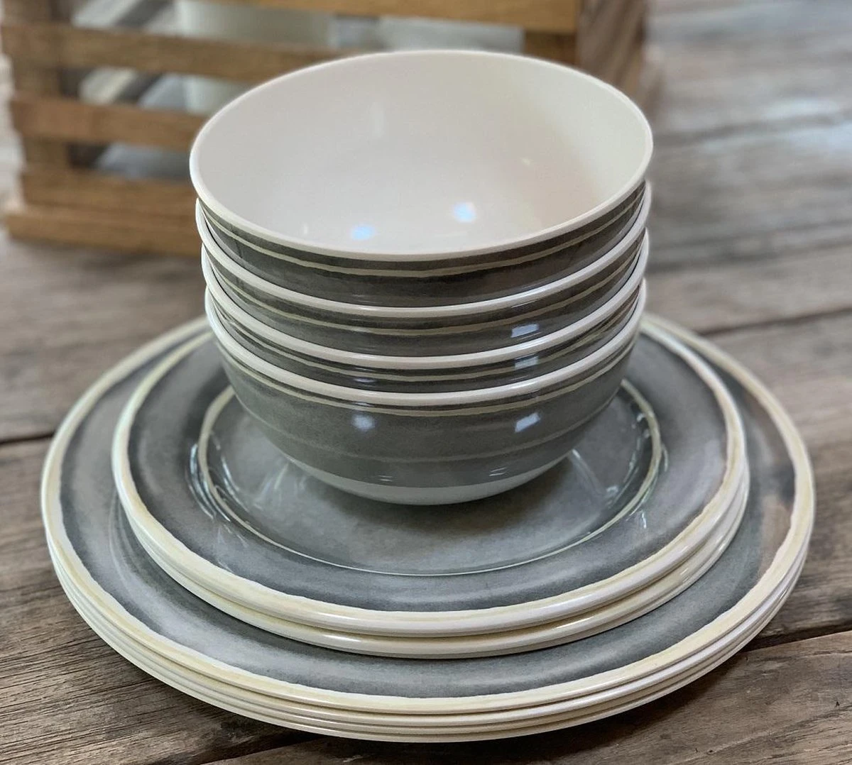 RJRQuality Camping Servies - 12 Delig – 100% Melamine Servies Set – Campingservies – Melamine Borden 6 RJRQuality Camping Servies - 12 Delig – 100% Melamine Servies Set – Campingservies – Melamine Borden - Afbeelding 4