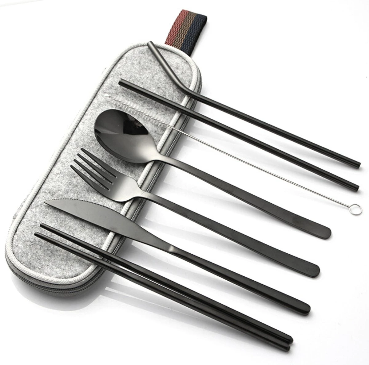 House Of Husk Reisbestek - Reis Bestekset - Chopsticks - Metalen Rietjes Met Borstel - Lepel - Vaatwasserbestendig - RVS - 7 Delig - Zwart 4 House Of Husk Reisbestek - Reis Bestekset - Chopsticks - Metalen Rietjes Met Borstel - Lepel - Vaatwasserbestendig - RVS - 7 Delig - Zwart - Afbeelding 2