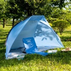 Navaris Windscherm Voor Het Strand - Zon- En Windbescherming Voor Drie Personen - Pop-up Speeltent Met UV- Bescherming - Beach Shelter Met Draagtas -Winkel Voor Kampeerartikelen 1200x1200 1263