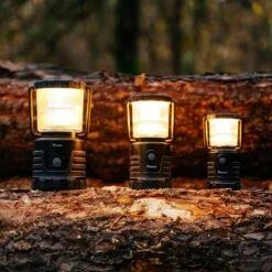 Favour L0434 Camping Lamp LED, 1105 Lumen, IP64, Waterdicht, Draagbare Kampeerlamp, Tentlamp, Schokbestendig, 4 Verschillende Lichtmodi Inclusief Kaarslicht-modus, Afneembaar Deksel & Compact Formaat -Winkel Voor Kampeerartikelen 1200x1200 1431