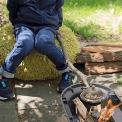 Kikkerland Huckleberry Popcorn Maker - Maak Je Eigen Popcorn - Popcornpan - Kampvuur - Buitenspeelgoed - Buitenspelen - Kamperen 17 Kikkerland Huckleberry Popcorn Maker - Maak Je Eigen Popcorn - Popcornpan - Kampvuur - Buitenspeelgoed - Buitenspelen - Kamperen -Winkel Voor Kampeerartikelen 1200x1200 1738