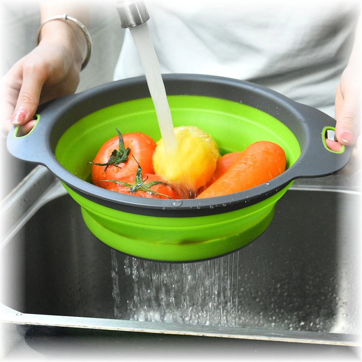 Merkloos Inklapbare Vergiet - Opvouwbaar - Groot - Blauw - Siliconen 7 Merkloos Inklapbare Vergiet - Opvouwbaar - Groot - Blauw - Siliconen - Afbeelding 5