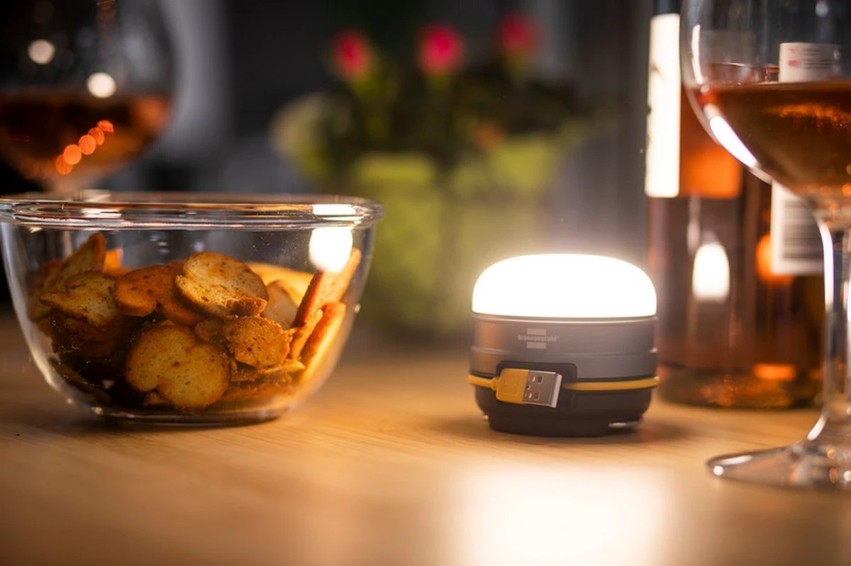 Brennenstuhl Oli 0200 Led-outdoorlamp. Geïntegreerde Li-Pol-accu. Zilver 14 Brennenstuhl Oli 0200 Led-outdoorlamp. Geïntegreerde Li-Pol-accu. Zilver - Afbeelding 12