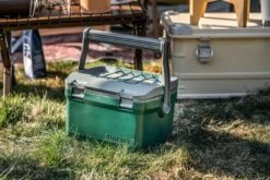 Stanley The Easy Carry Outdoor Cooler 15,1L - Koelbox - Green 17 Stanley The Easy Carry Outdoor Cooler 15,1L - Koelbox - Green -Winkel Voor Kampeerartikelen 1200x800 64