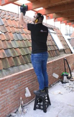 Profeco XL Opstapkrukje Inklapbaar - Krukje - Opstapje - Hoogte; 40 Cm - Zwart -Winkel Voor Kampeerartikelen 760x1200 1